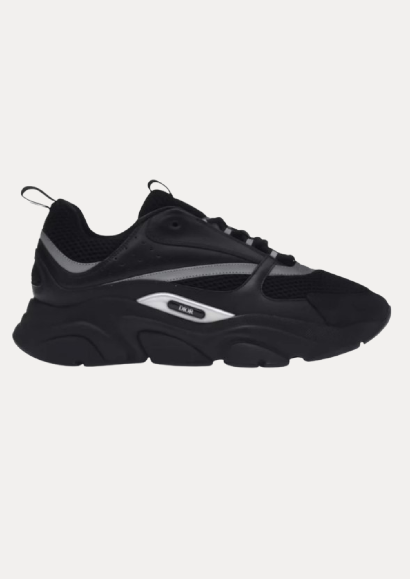 B22" Sneaker