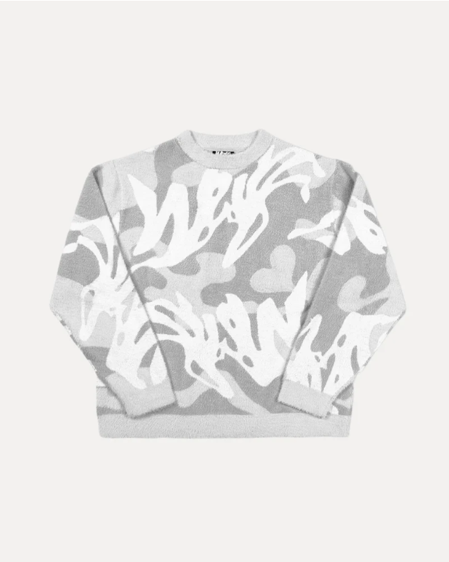 FLUFFY SWEATER