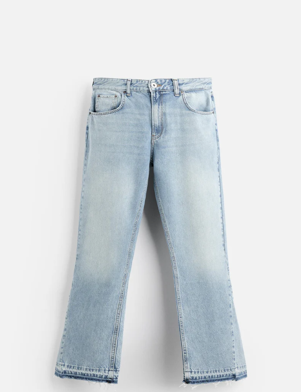 WASHED  FLARED JEANS